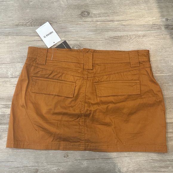 NWT Forever 21 Mini Cargo Skirt - Picture 3 of 3